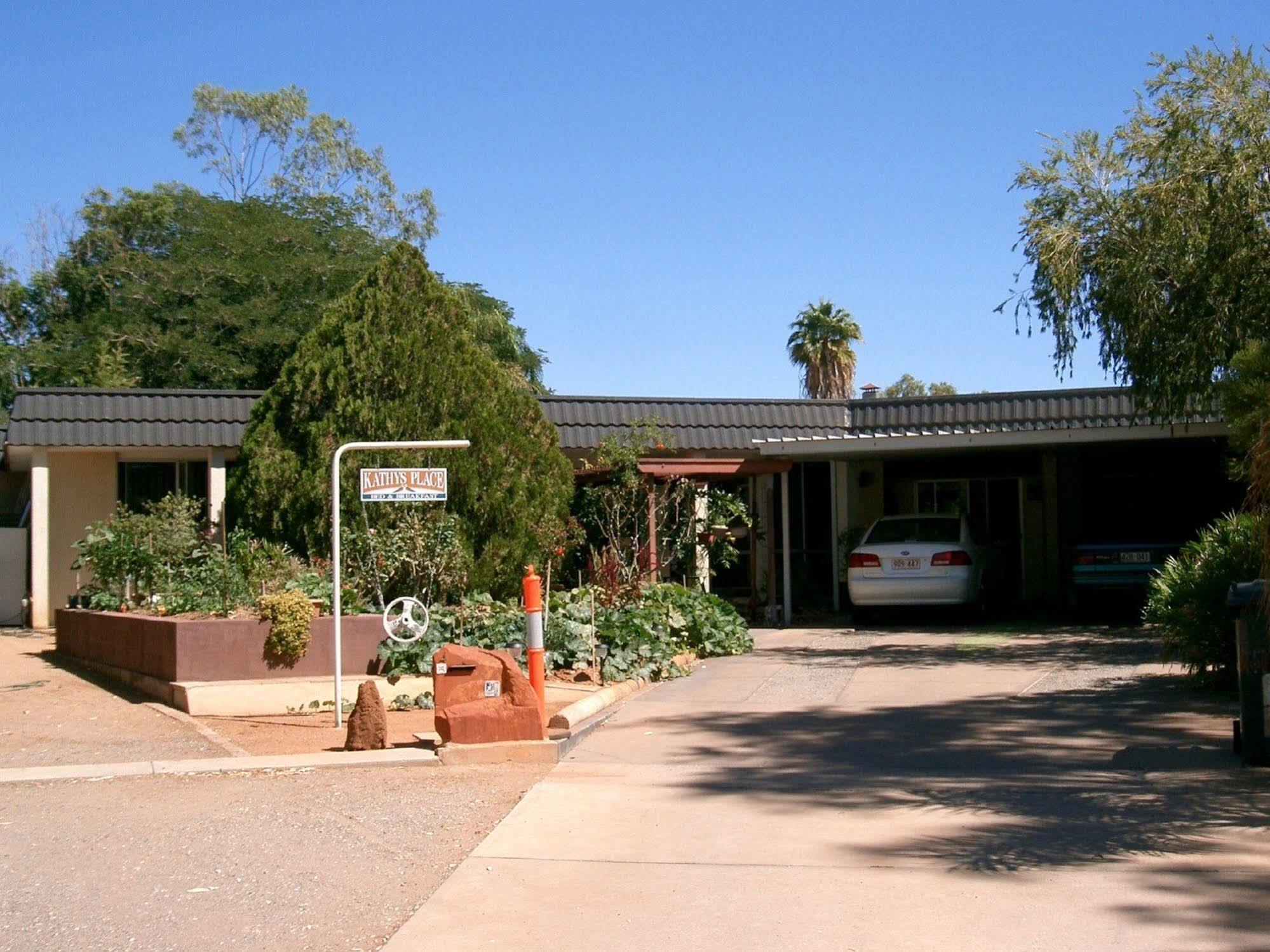Kathys Place Bed And Breakfast Alice Springs Esterno foto